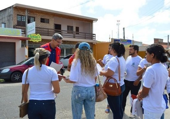 Em conjunto, Sesau e Uncisal promovem ação de combate ao aedes aegypti