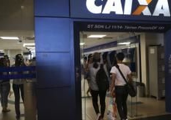 Agências da Caixa abrem hoje para saque da conta inativa do FGTS