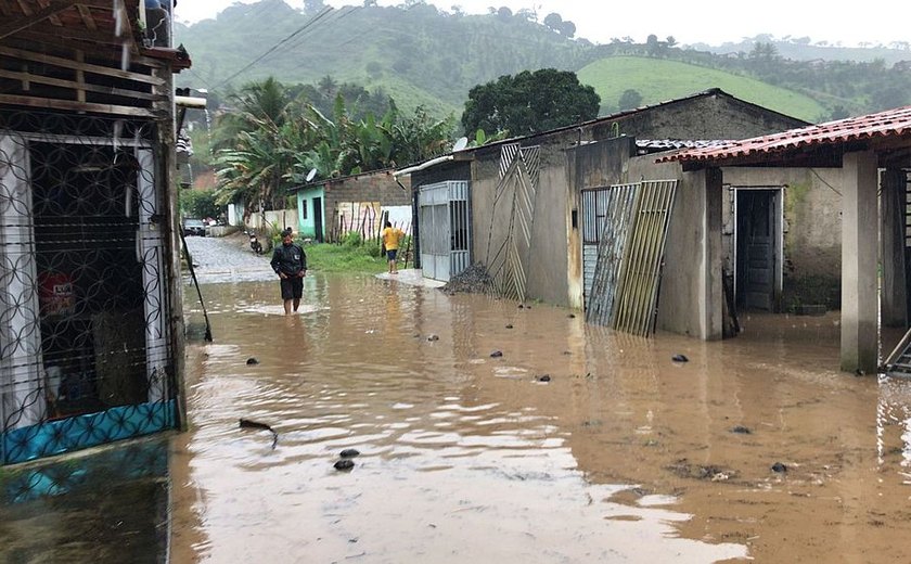 Atingida por desastre, Santana do Mundaú vai receber R$ 513 mil para obras de recuperação