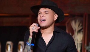 Jornalista registra boletim de ocorrência contra Tierry após sofrer ameaças do cantor