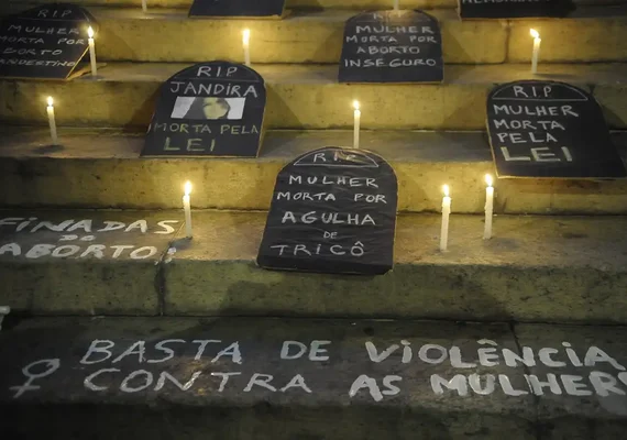 Atos do 8 de março pela Vida das Mulheres ocupam ruas do Brasil