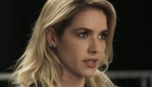 Capítulos finais! Advogado usa foto de beijo de Yohana em Téo para defender Jô