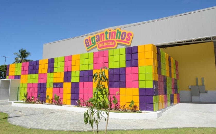 Marisqueira comemora filhos no Gigantinhos e sonha com futuro diferente para a família