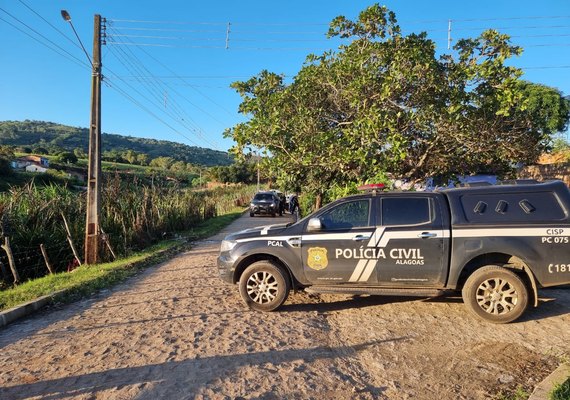Polícia realiza operação contra o tráfico de drogas e cumpre seis mandados de busca e apreensão em Palmeira dos Índios