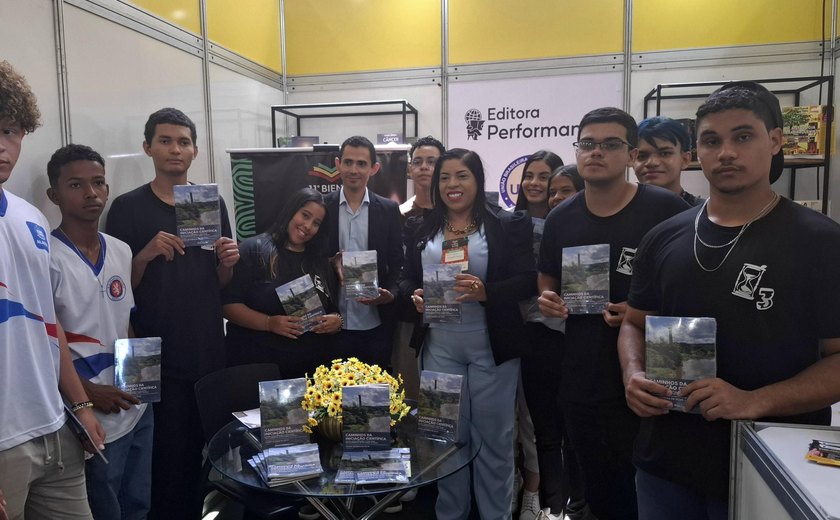 Estudantes da rede estadual lançam livro sobre impacto de enchentes em Rio Largo