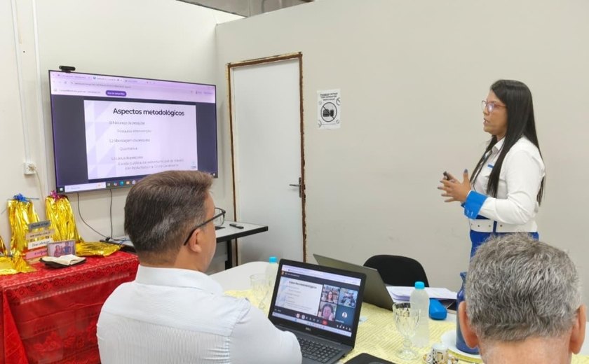 Doutora em Educação: professora municipal defende tese na Ufal