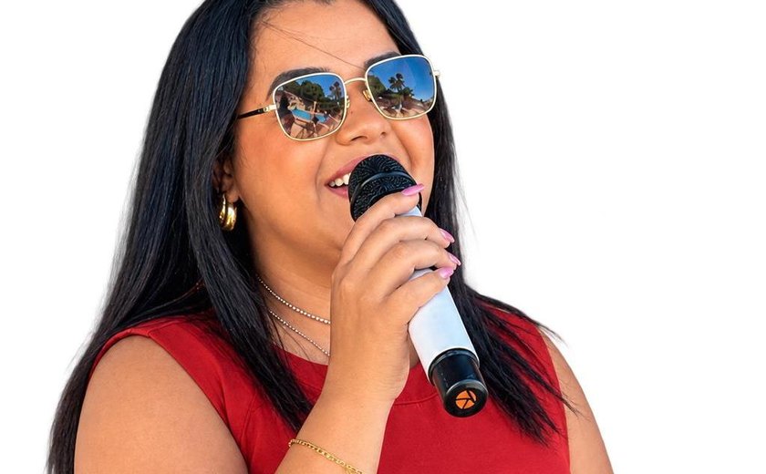 BNB Cultural apresenta o forró estilizado de Karoll Vilally, durante a Expo Bacia Leiteira