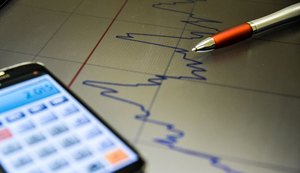 Mercado reduz projeção para crescimento da economia em 2026