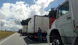 Ameaça de greve de caminhoneiros não prejudica trânsito em rodovias