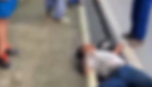 Homem com tornozeleira eletrônica assalta mulheres em ponto de ônibus no Farol e é preso