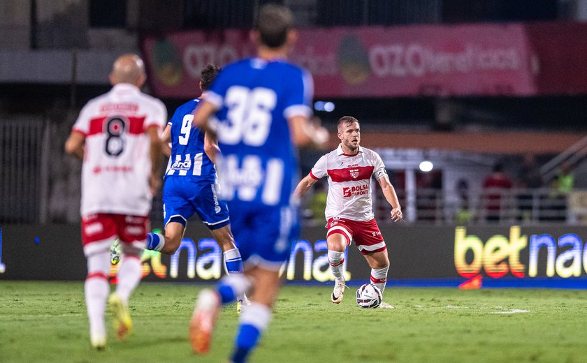 CRB perde para o Avaí no Estádio Rei Pelé e segue sem vencer na Série B