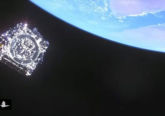 Telescópio James Webb faz primeiro registro de exoplaneta