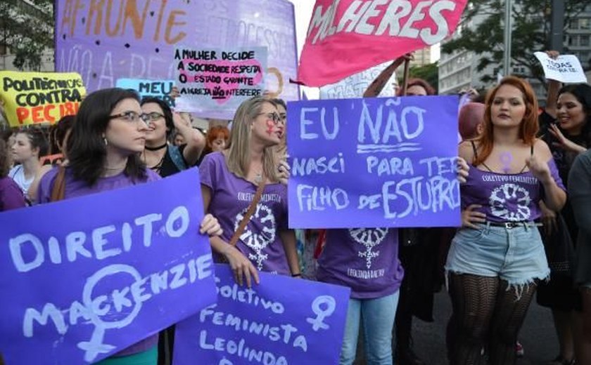 Quase 60% dos brasileiros são favoráveis ao aborto em caso de estupro