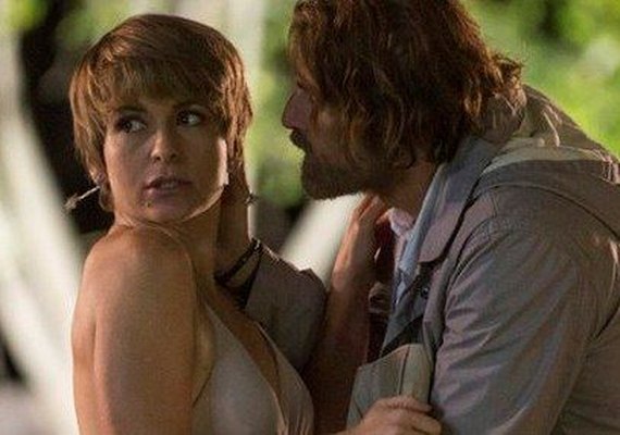 Novela 'A Lei do Amor': Após escândalo da filha, Helô decide se afastar de Pedro