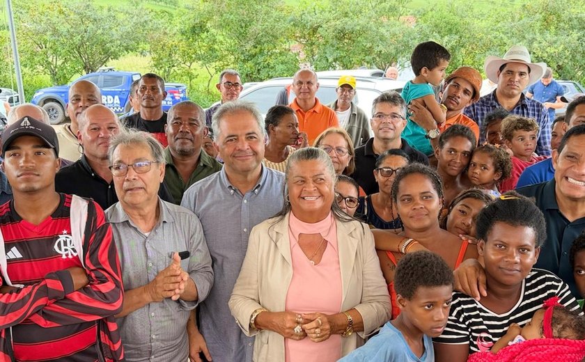 Silvio Camelo, Júlio Cézar e Tia Júlia participam de agenda no Quilombo Tabacaria com entrega de sementes e anúncio de crédito rural