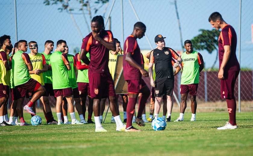 CRB embarca nesta sexta para Goiânia e faz um último treino no sábado