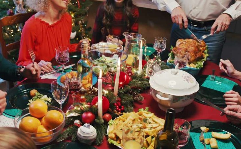 Festas de fim de ano pedem atenção para os riscos de intoxicações alimentares