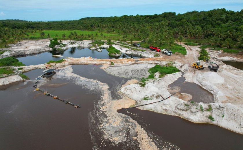 MPF recebe denúncia contra “Máfia da Areia” em Feliz Deserto