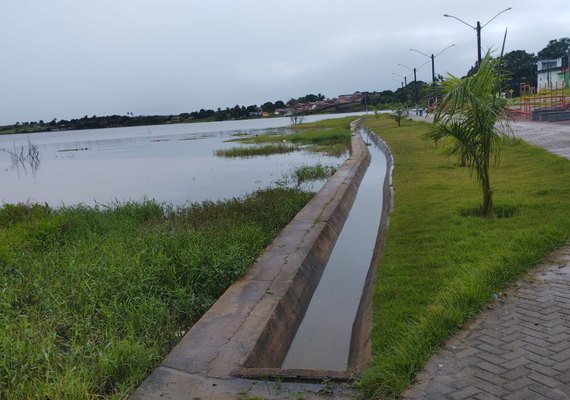 Bombeiros fazem busca em lago por homem de 57 anos que sumiu em Limoeiro de Anadia