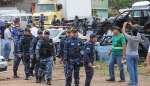 Prefeitura desobstrui passeio na entrada da capital alagoana