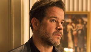 'Amor de Mãe': Raul é perseguido por ex-amante por causa de Érica