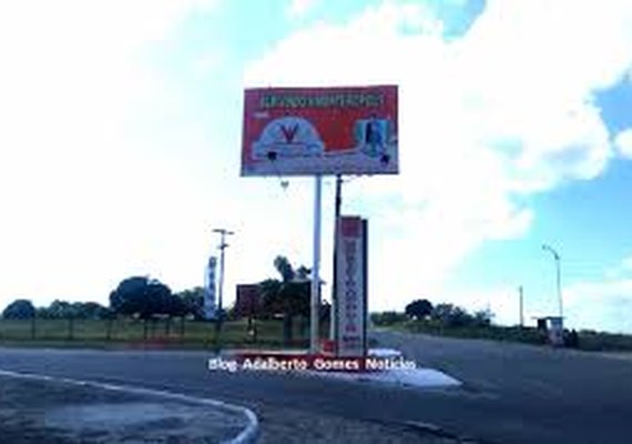 Motociclistas ficam feridos em colisão na cidade de Monteirópolis