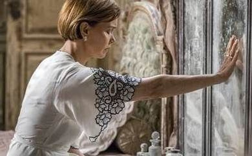 'Espelho da Vida': Ana descobre que Júlia morreu antes de Piedade