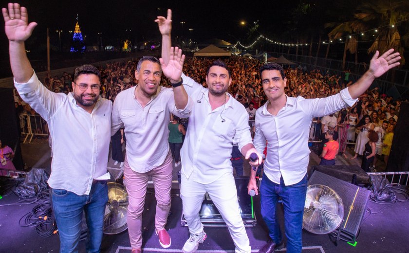Prefeito JHC celebra chegada de 2024 no Benedito Bentes
