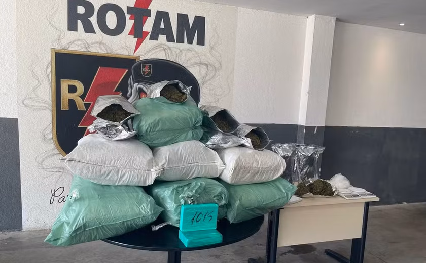 Quase 80 quilos de maconha são apreendidos em residência na Ponta Grossa