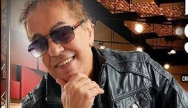 Helio Santisteban, tecladista do grupo Pholhas, morre aos 69 anos