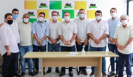 Mais três prefeitos se filiam ao MDB de Renan Filho