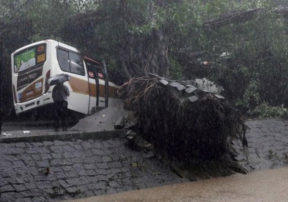 Chega a dez o número de mortos por causa das chuvas no Rio de Janeiro