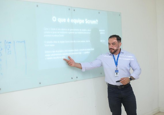 Escola de Governo abre edital para credenciamento de novos instrutores