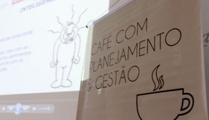 Café com Planejamento e Gestão discute políticas de fomento à pesquisa em AL