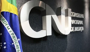 CNJ faz operação em gabinete de desembargador ligado a Nunes Marques