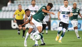 Mesmo rebaixado, Coritiba derrota Palmeiras