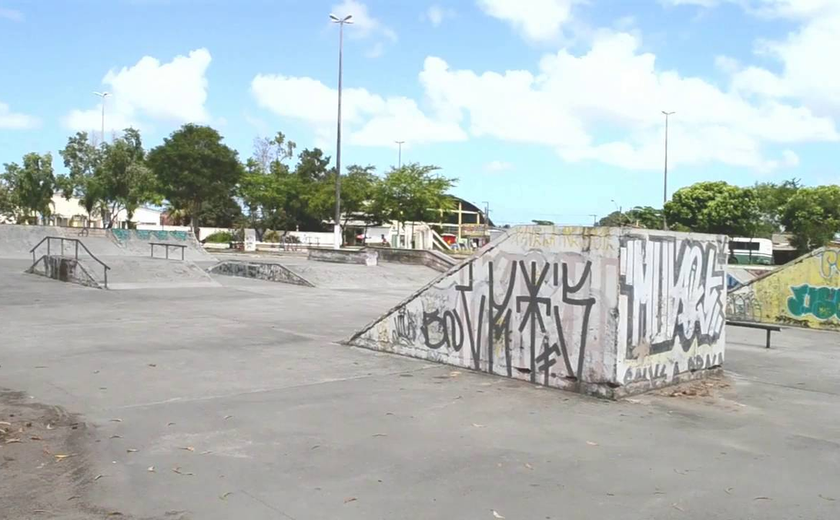 Homem em situação de rua é executado por encapuzado no Biu