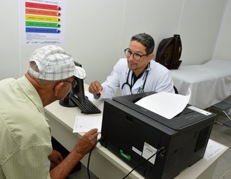 Aprovados no concurso da Saúde têm mais 30 dias para o envio de documentação