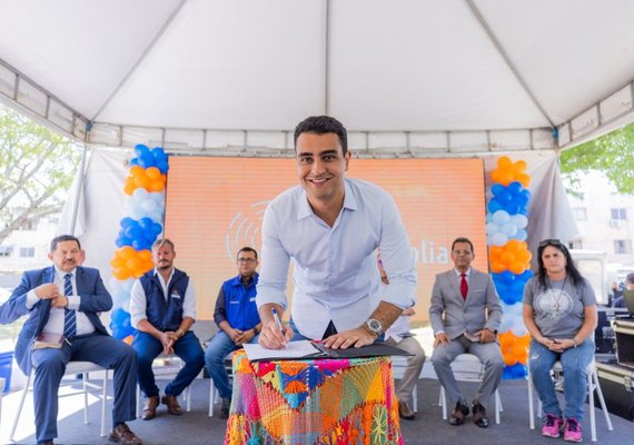 Prefeito JHC autoriza reforma da Praça da Bíblia e destaca resgate histórico do espaço