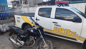 Guarnição do BPRv recupera moto com registro de roubo em Matriz de Camaragibe