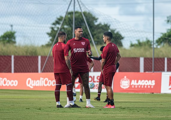 CRB finaliza preparação para enfrentar o Fortaleza pela Copa do Brasil