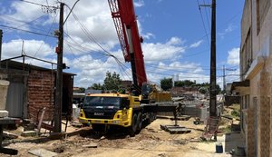 Obra de ponte que conecta bairros de Antares e Santa Lúcia chega a 80% de conclusão