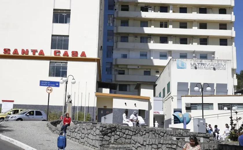 Crédito do FGTS para Santas Casas é prorrogado até 2030