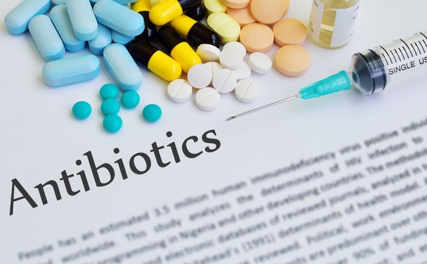 Resistência a antibióticos causa 1,27 milhão de mortes no mundo e 34 mil no Brasil por ano