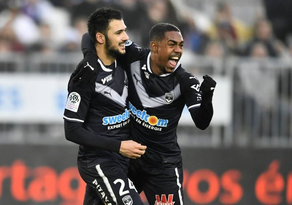 Malcom marca e Bordeaux supera vice-líder Lyon no Campeonato Francês