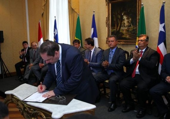 Governadores assinam protocolo para criação do Consórcio Nordeste