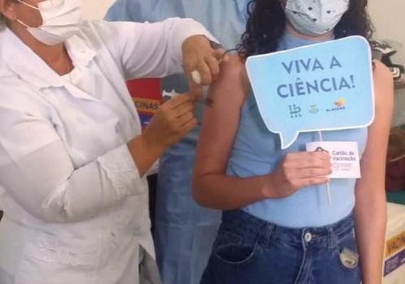 Hospital Portugal Ramalho inicia segunda etapa da vacinação para servidores