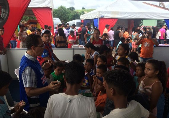 Governo Presente atendeu mais de 9 mil pessoas em dois municípios