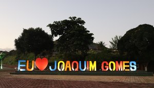 Jovem sofre tentativa de homicídio após selfie fazendo sinal de facção em Joaquim Gomes