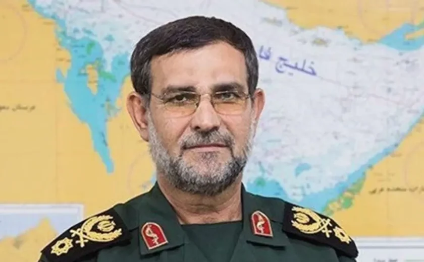 Irã confirma morte de comandante responsável por fechar Estreito de Ormuz